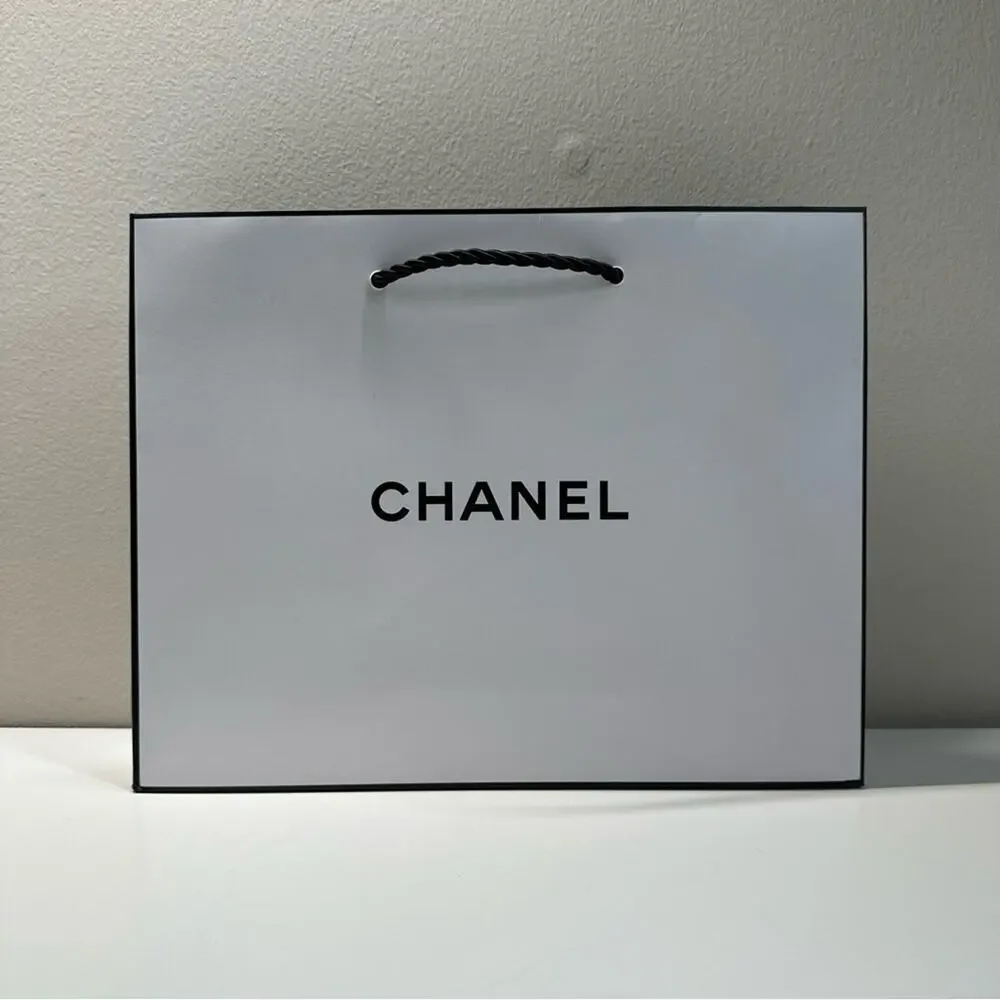 Chanel | Gift Bag | White/Black | W10 x H7.75 x D3 Inch